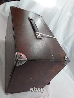 Moore & Wright Engineers / Watchmakers Tool Chest Box With Key