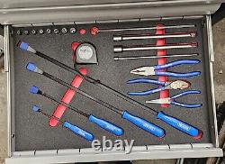 Armoire à outils complète avec nouvelles outils pour coffre à tiroirs Roebuck
