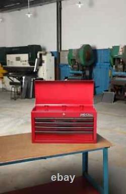 Boîte à outils Hilka rouge en acier métallique pour le rangement d'outils de garage.