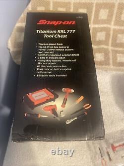 Boîte à outils rare Snap-on miniature Micro Top Titanium KRL 777 avec boîte 2007