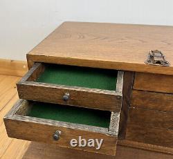 Coffret de tiroirs en bois vintage pour collectionneurs d'outils d'ingénieurs et de fabricants