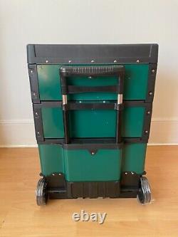 HUAQI 3 Part Mobile Stackable Rolling Chest Trolley Cart Wheels Tool Storage Box would be translated to French as: HUAQI 3 Parties Chariot Empilable Mobile à Roulettes avec Coffre de Rangement pour Outils.