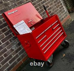 RARE Snap On Tools 26 Mobile Dog Box Tool Box Rolling Road Chest Cart + TOOLS <br/>  
<br/>Les outils Snap On 26 Mobile Dog Box Tool Box Rolling Road Chest Cart + OUTILS RARE